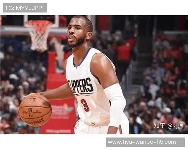 大范谈保罗缺席影响:外来球员难以担任球队领袖角色 大范谈保罗缺席影响:外来球员难以担任球队领袖角色