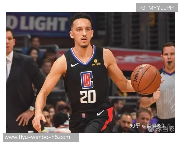 阿德尔曼称赞卡梅隆约翰逊的重要性及其融入球队的表现 阿德尔曼称赞卡梅隆约翰逊的重要性及其融入球队的表现